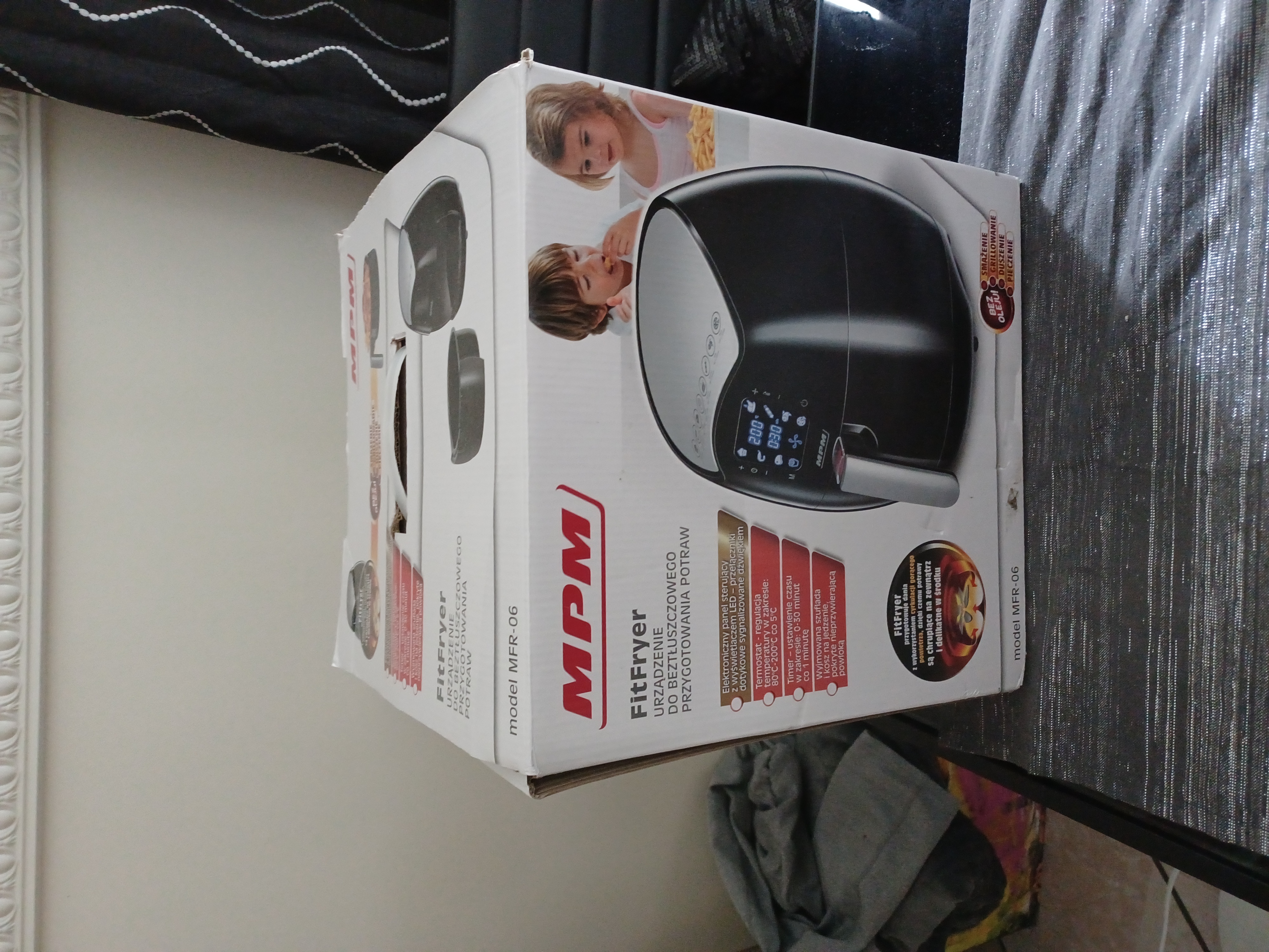 MPM MFR-06 Friggitrice ad Aria 4,5 L Nera 1500W 8 Programmi