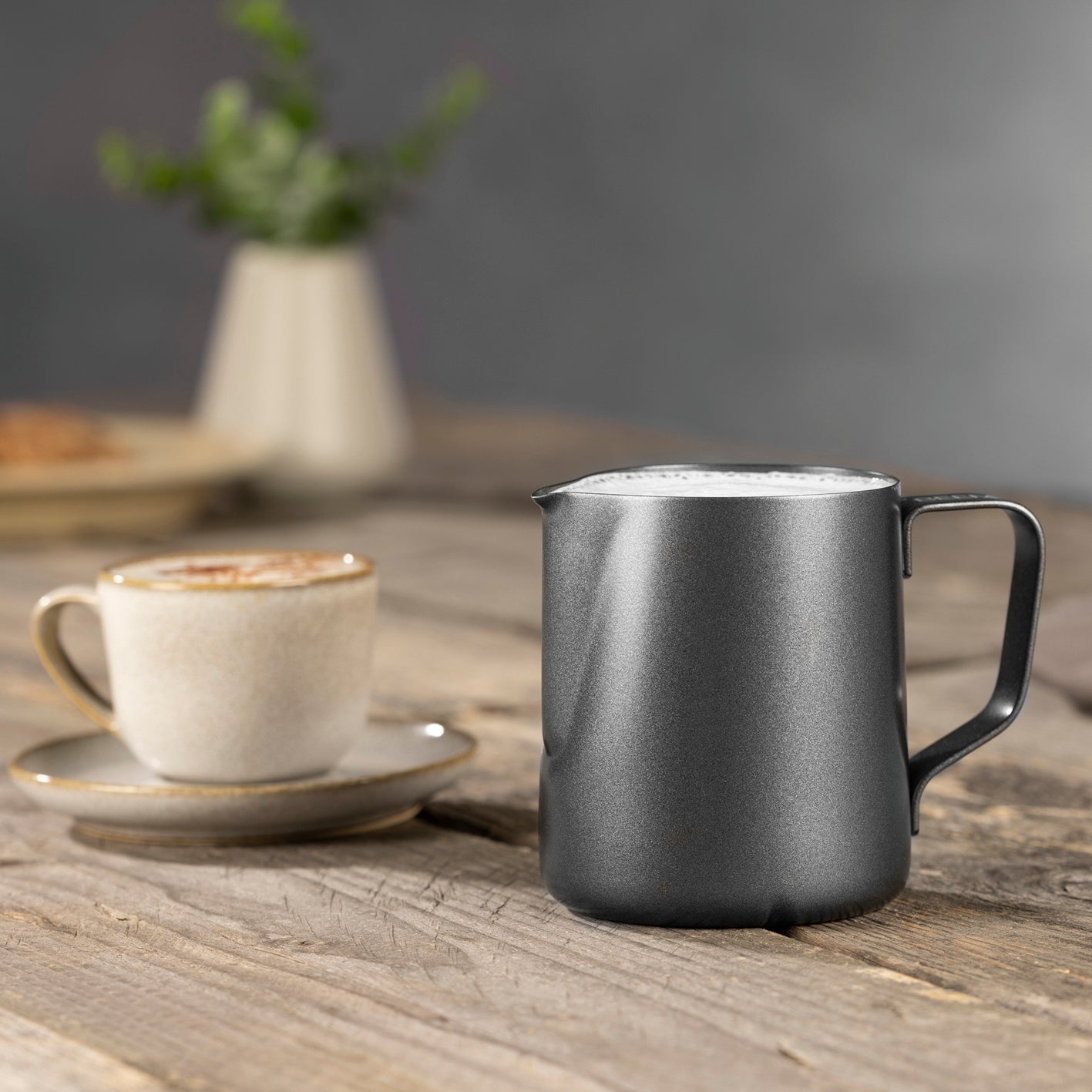 Beem lattiera acciaio 350 ml per cappuccino e latte art